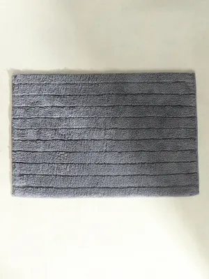 Westside Home Grey Fluffy Stripe Bathmat